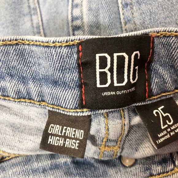 BDG Girlfriend High Rise Jeans Light Wash 25 - Picture 5 of 8